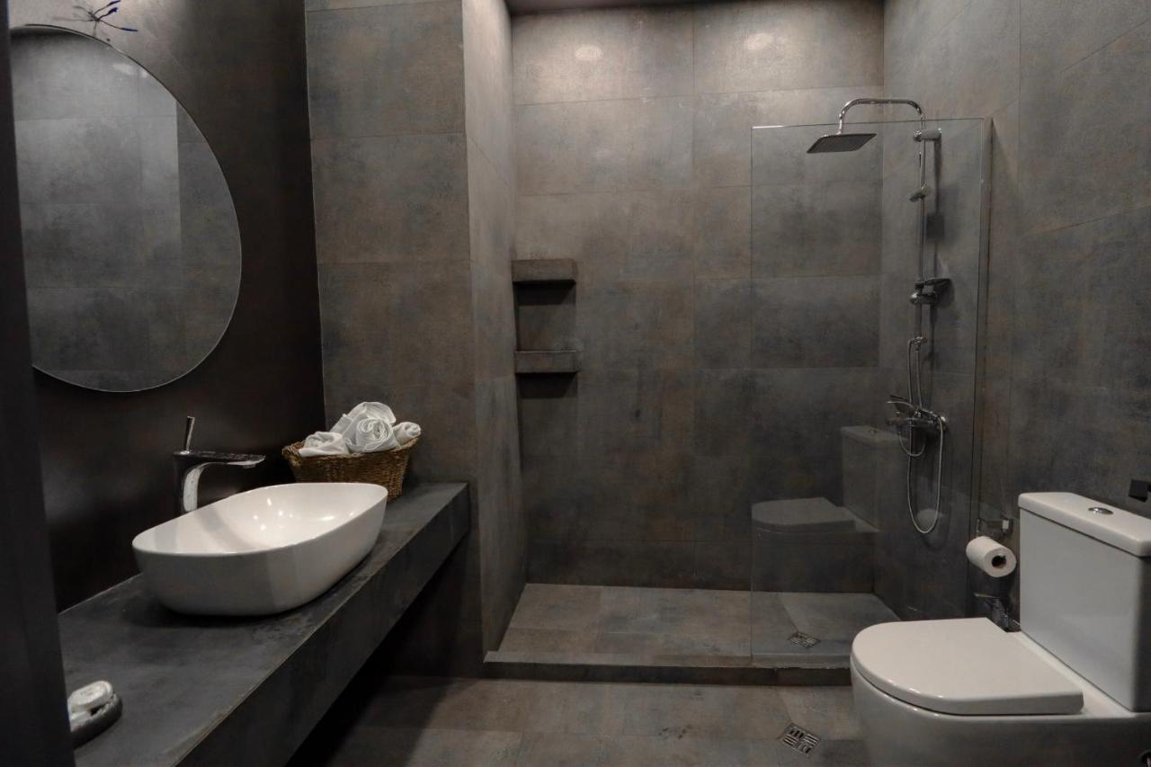 Nice Room Boutique Tbilisi Exteriör bild